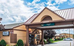 Quality Inn Buffalo Airport